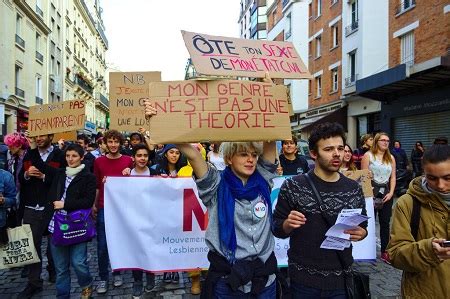 transexuel nanterre|Quotidien détudiants trans à Nanterre